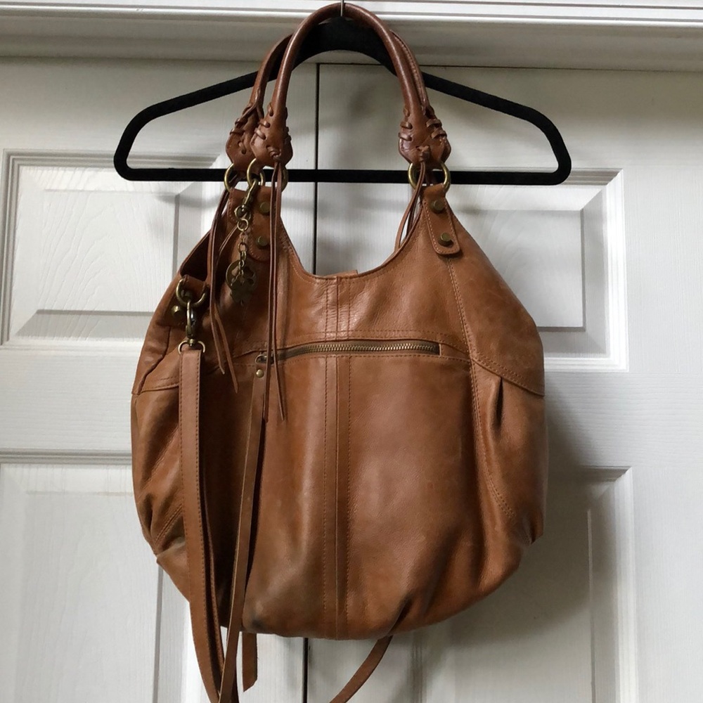 Leather Lucky Brand boho style shoulder bag!